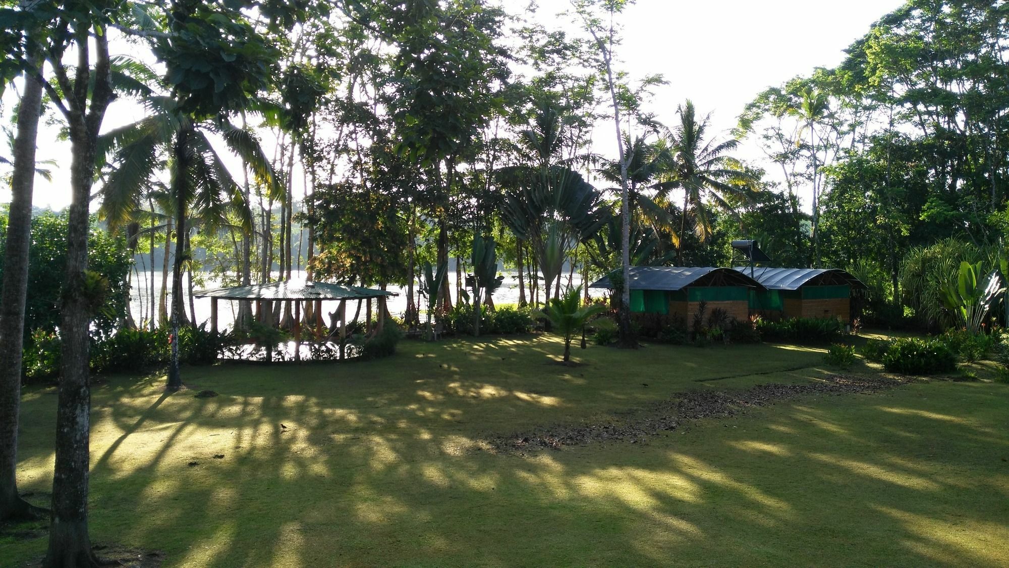Lirio Lodge Barra de Pacuare エクステリア 写真