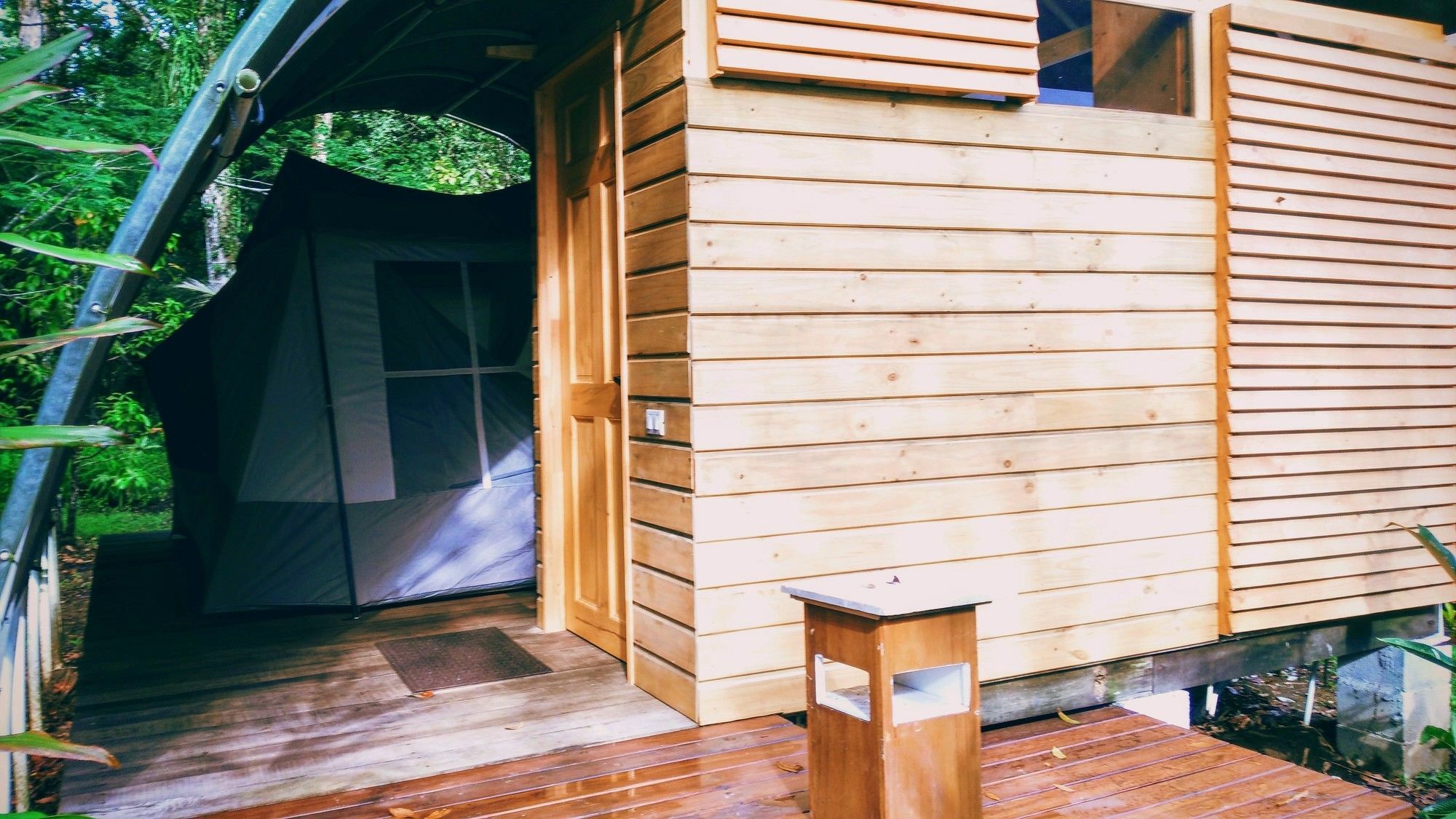 Lirio Lodge Barra de Pacuare エクステリア 写真